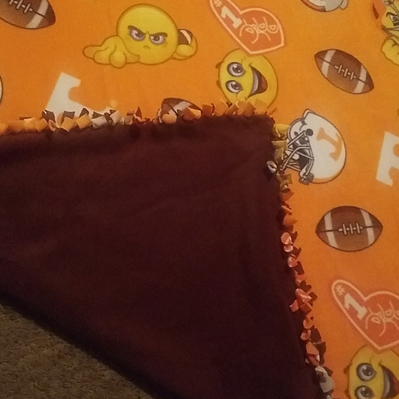 Christmas gift New Tennessee volt's blanket - Picture 7 of 9